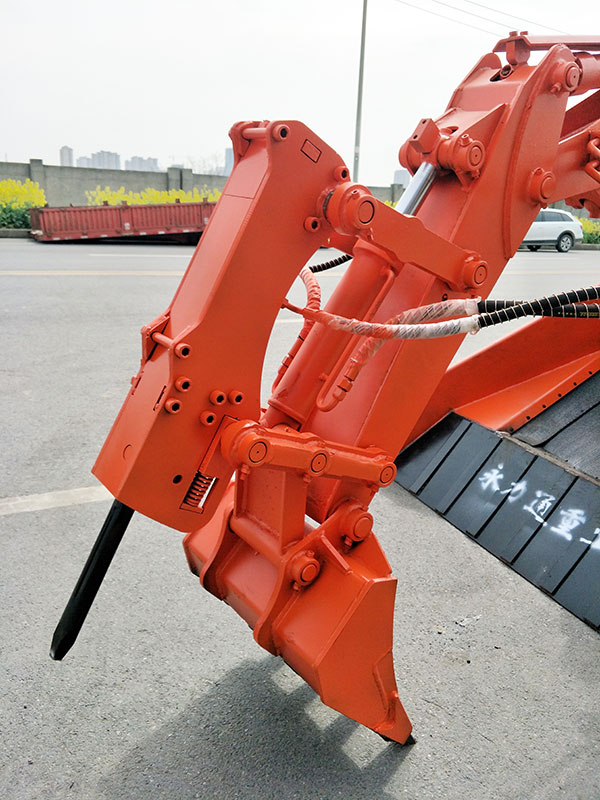 扒渣機破碎錘細節(jié).jpg 扒渣機破碎錘細節(jié).jpg